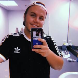 Meet your Posher, Nick